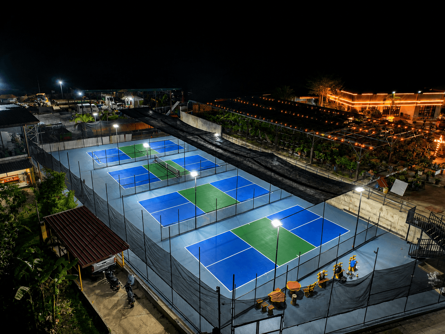 Kapenarra Courtside Court 4